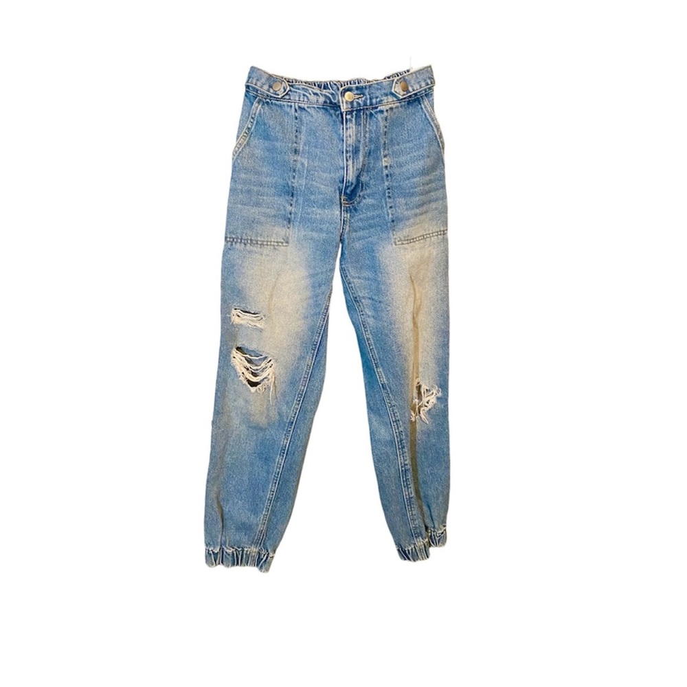 Forever 21 Denim Distressed Destroyed relaxed Leg Joggers Jeans size 26.
